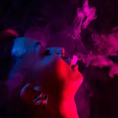 Dlaczego mój Vape ma zapach spalenizny?
